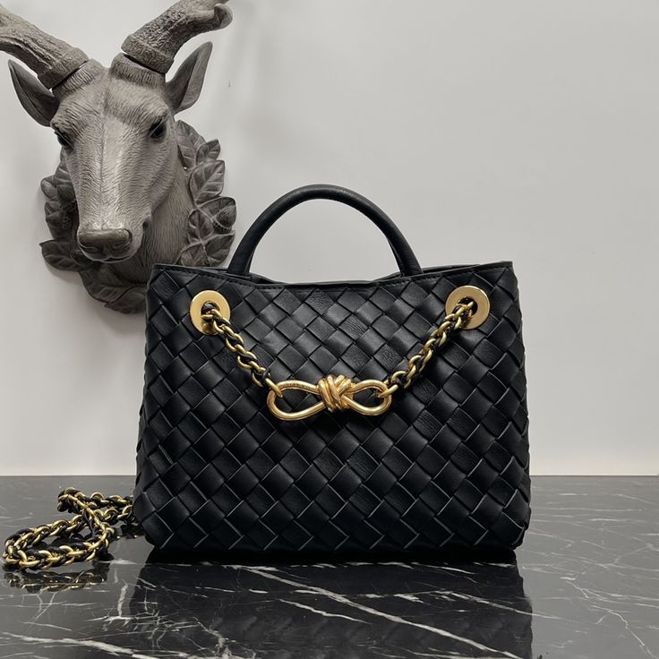 Bottega Veneta