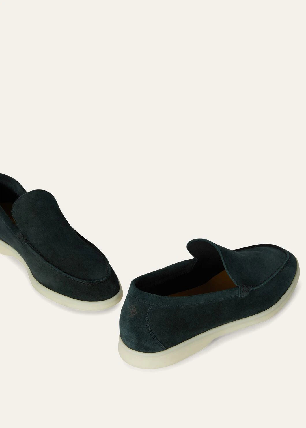 Mocassins Summer Walk