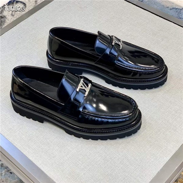 LV Major Loafer Moka