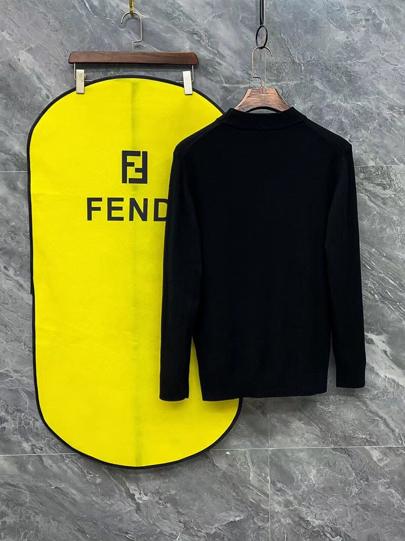 Pull noir Fendi Roma