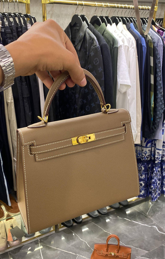 Hermès Etoupe Leather Sellier GHW Kelly 28