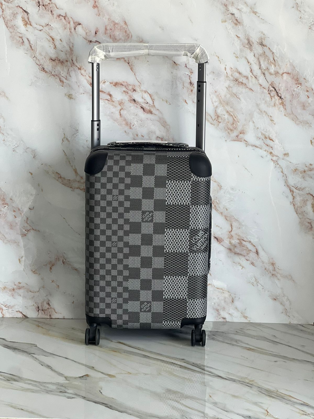 LOUIS VUITTON HORIZON 55