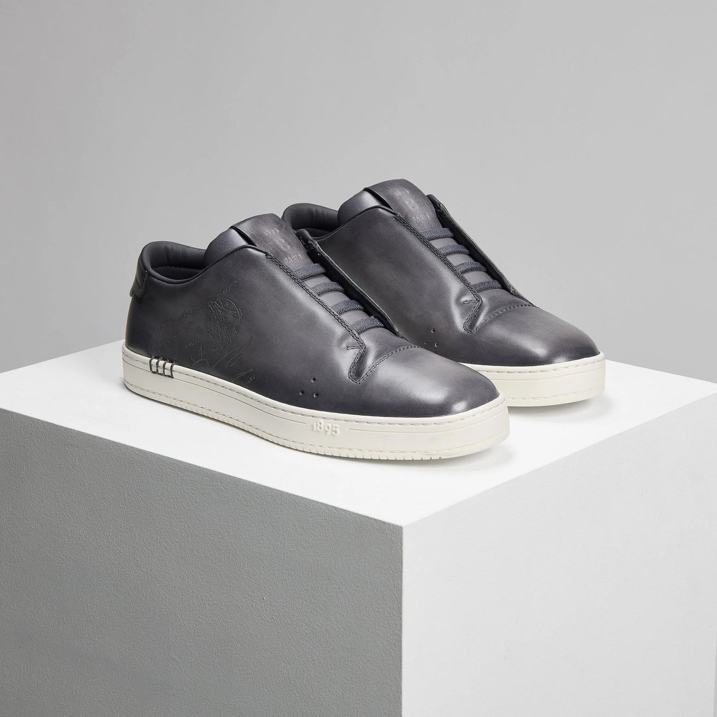 Slip On Sneaker Playtime En Cuir De Veau Venezia Scritto