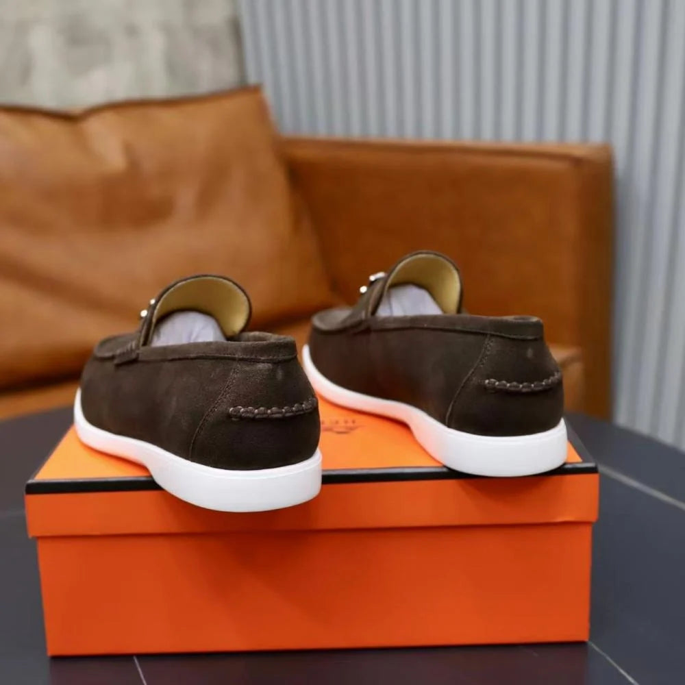 Hermès en daim marron