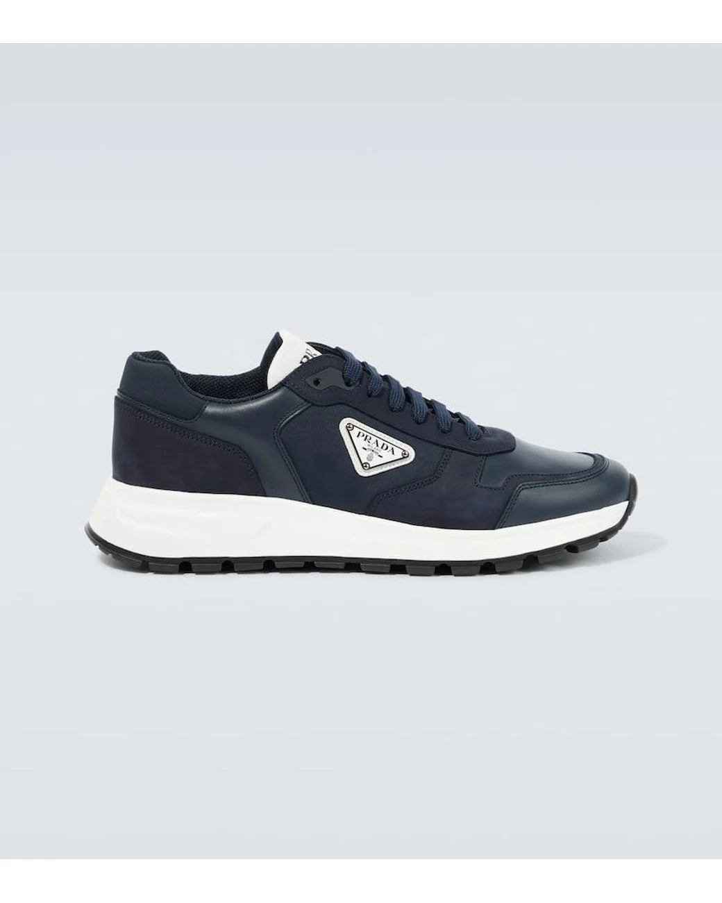 Prada Baskets A Logo homme de coloris bleu