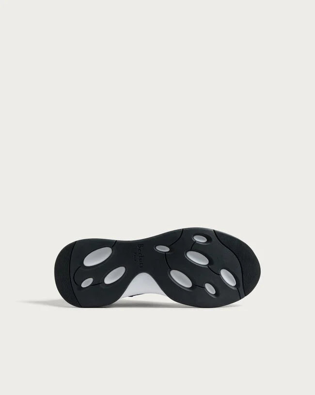 Basket ShadowSave for later Basket Shadow

Lin et cuir de veau