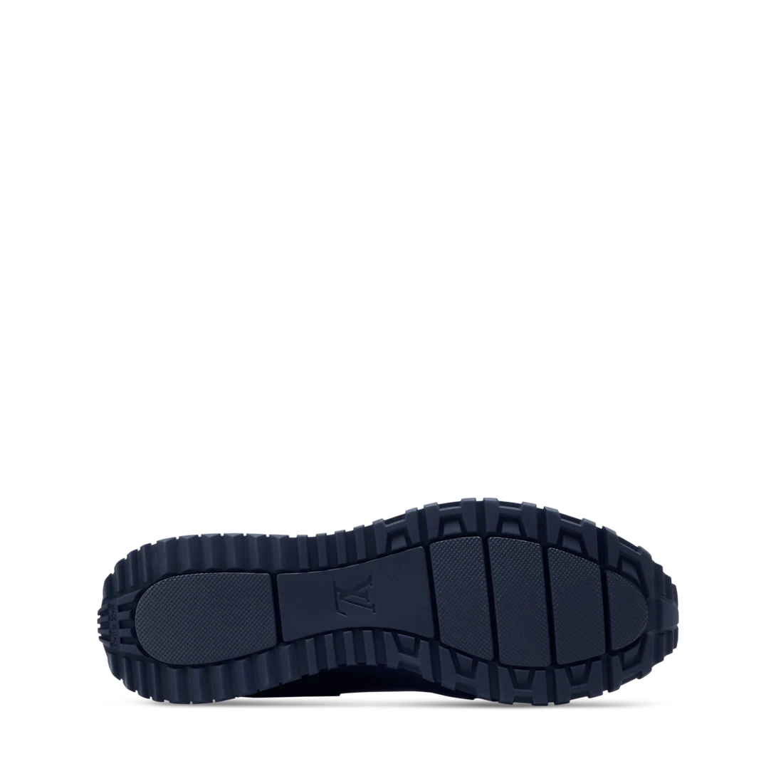 Sneaker Run Away